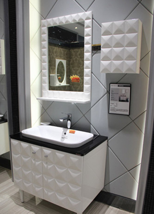 享受高品质生活 箭牌卫浴3D奈丽诺曼浴室柜测评