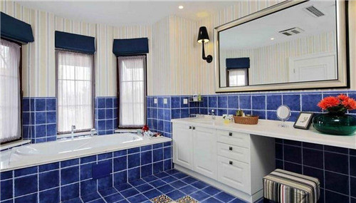 浴室装修选择什么颜色好？看看这一望无际的海蓝