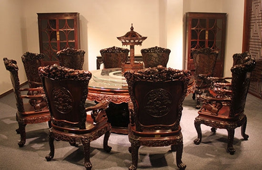 专访邵湘文：雕琢红木家具的极致之美