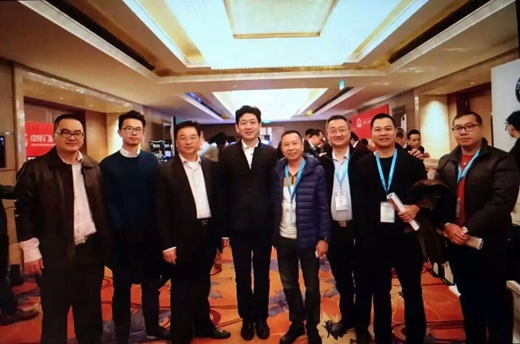 首届中国木门窗企业家峰会召开 知名门业品牌迦南门业获两项殊荣
