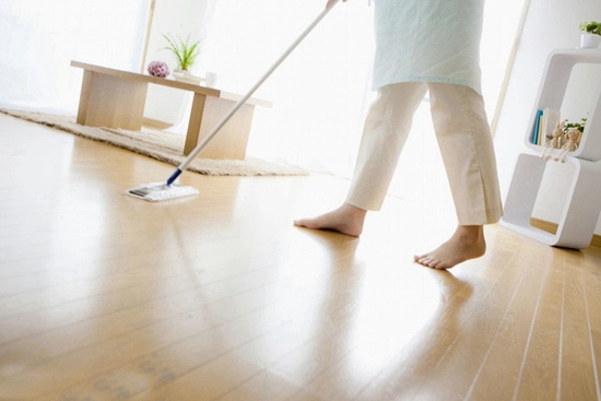 木地板三步清洁，轻松解决家务难题