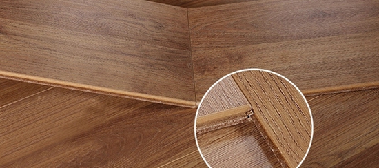 新房装修铺木地板，多层实木复合地板怎么挑