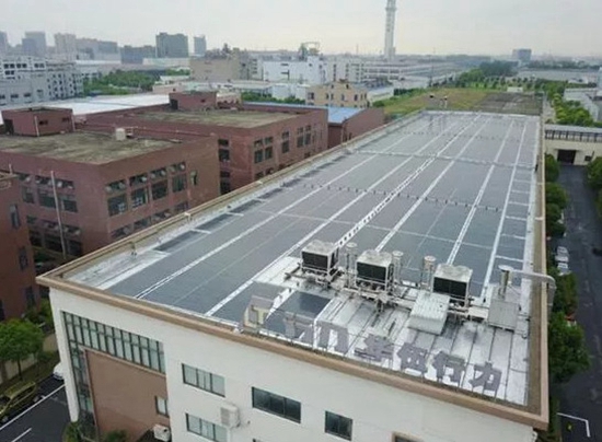 太阳能智能客车问世 知名太阳能品牌汉能助力中通增程