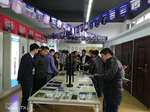 多特智能锁感恩回馈会：共享丰收喜悦 展望美好前景