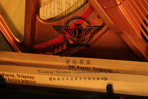 劳伦蒂亚钢琴·缔造钢琴品牌历史