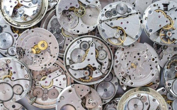 斯沃琪集团全球最大的钟表制造商，今年干的三件大事！
